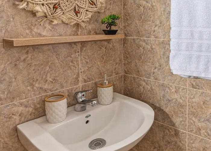 펜션 Knights Golden Loch - Rhodes Unique Getaway *